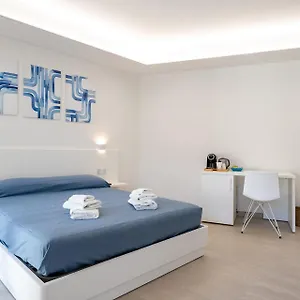 Su Mari , Villasimius Italia